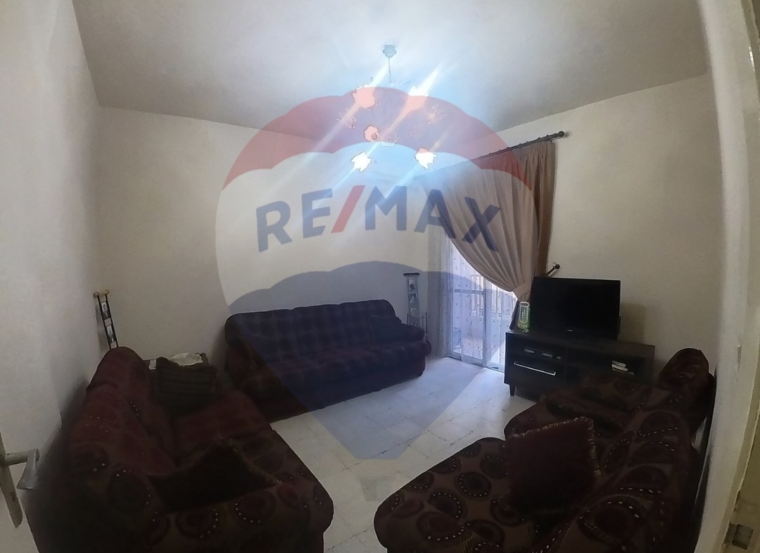 R9-990 Apartment For Sale in Abou Samra - Tripoli — الصورة 3 من 9