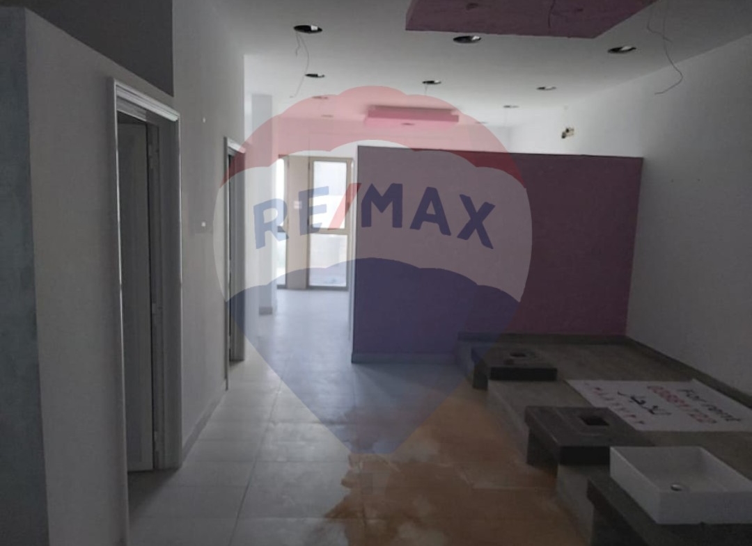 R9-994 Office For Rent in Amioun - Koura — Photo 4 of 6