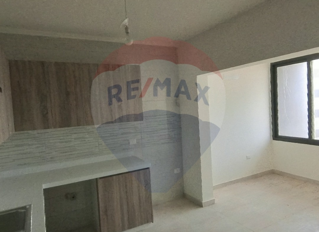 R9-1018 Apartment For Sale in Abou Samra - Tripoli — Photo 4 of 6