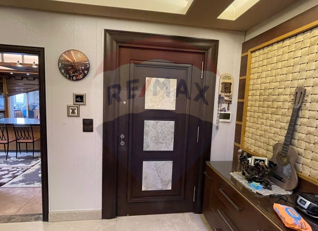 R9-1045 Apartment For Sale in Abou Samra - Tripoli — الصورة 2 من 6
