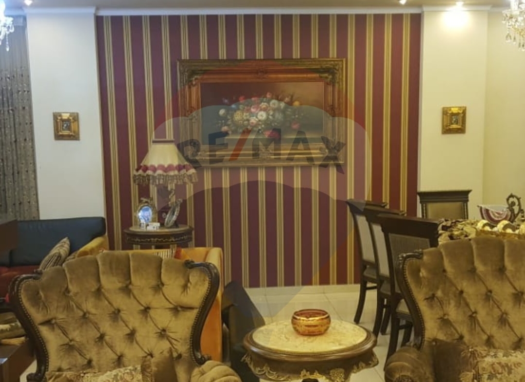 R9-1046 Apartment For Sale in Monla St - Tripoli — Photo 2 of 6