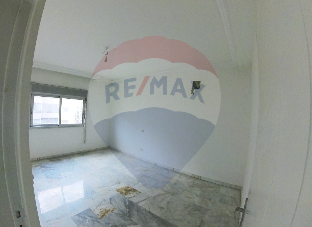 R9-1056 Apartment For Rent in Naqabat Al Atebba - Tripoli — الصورة 2 من 10