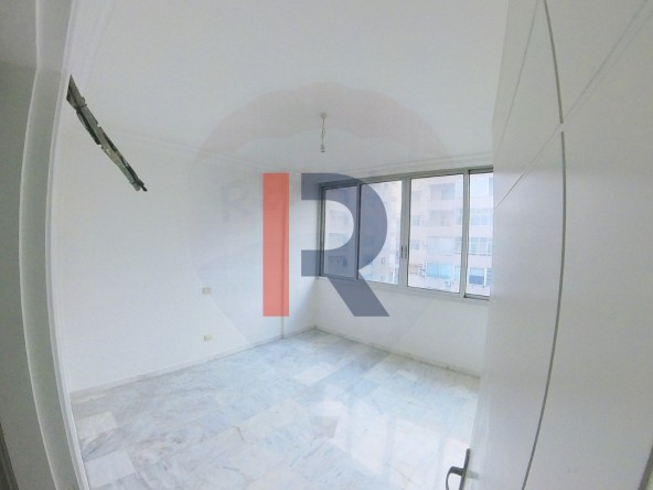 R9-1056 Apartment For Rent in Naqabat Al Atebba - Tripoli — الصورة 3 من 10