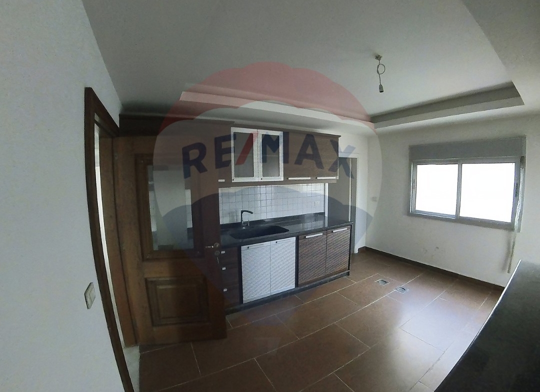 R9-1056 Apartment For Rent in Naqabat Al Atebba - Tripoli — الصورة 7 من 10