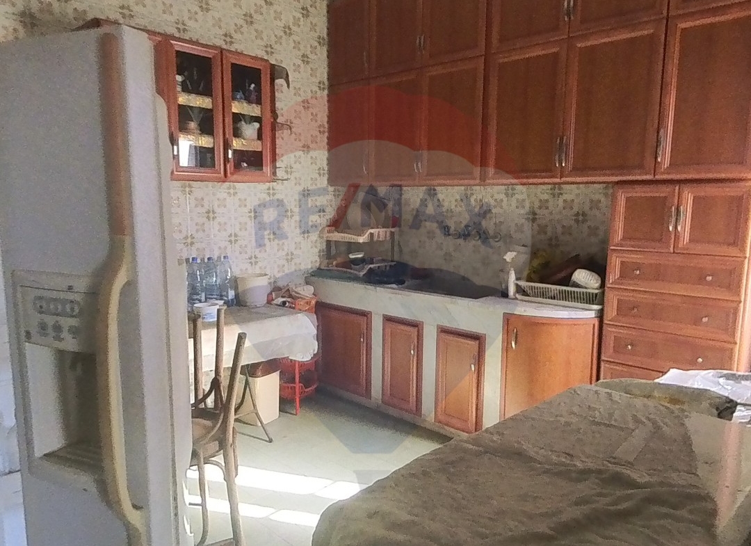R9-1057 Apartment For Sale in Mina - Tripoli — Photo 4 of 7