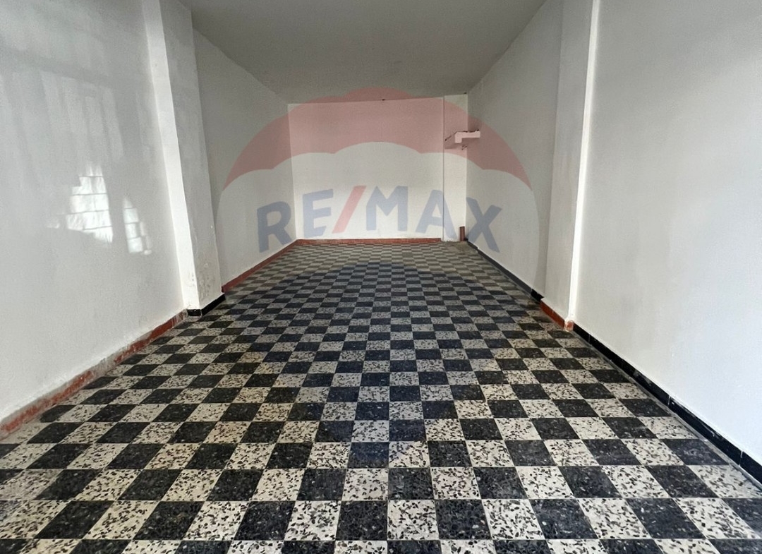 R9-1065 Shop For Sale in Abou Samra - Tripoli — الصورة 2 من 2