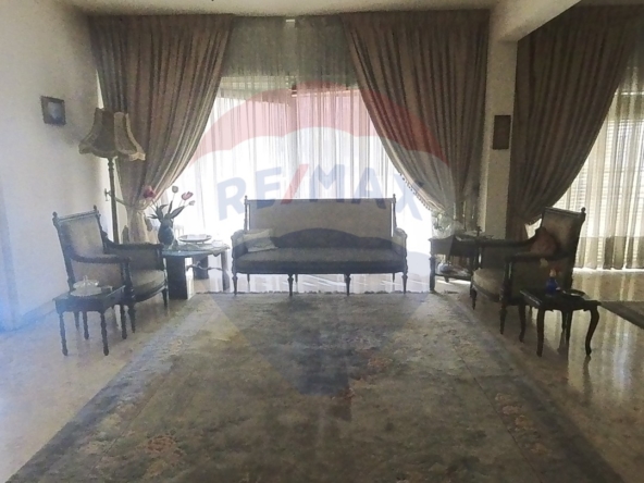 R9-1094 Apartment For Sale in Mina Road - Tripoli شقة للبيع في شارع الميناء طرابلس — Photo 3 of 5