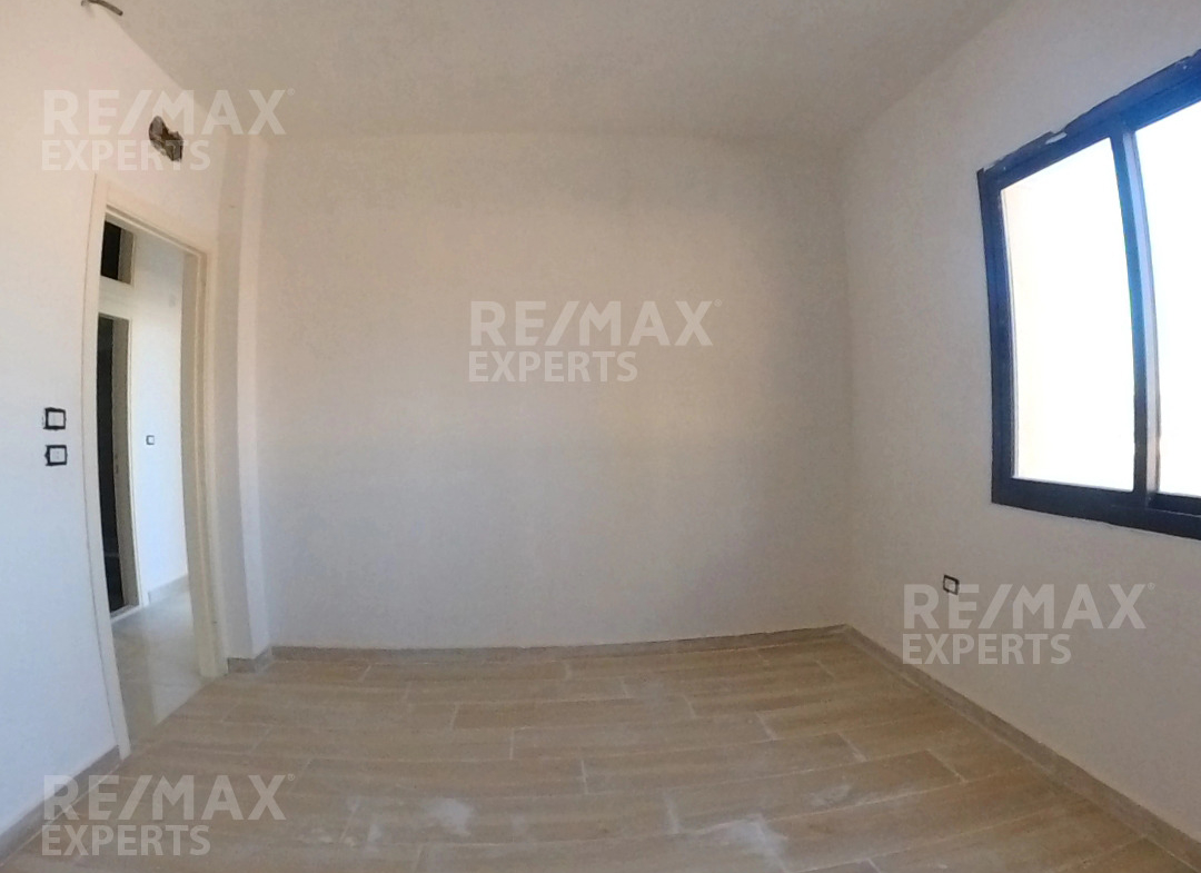 R9-1098 Apartment For Sale in Mina - Tripoli — Photo 3 of 9