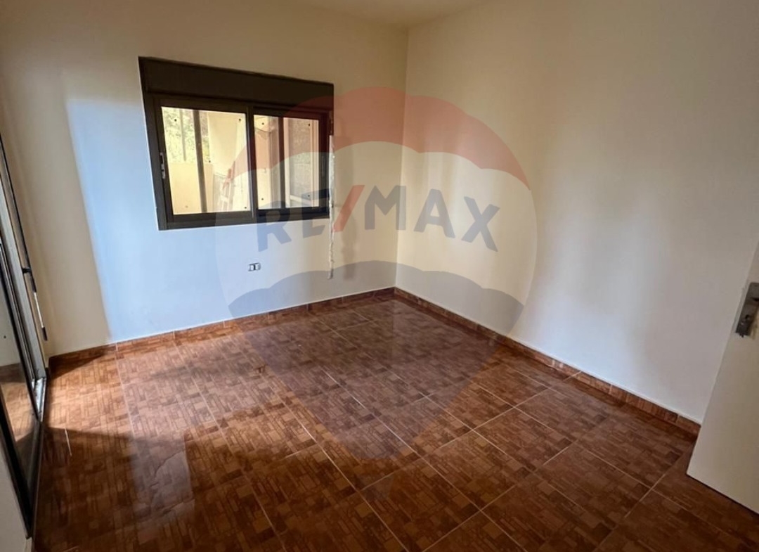 R9-1108 Apartment For Sale in Qalamoun - Tripoli — Photo 2 of 8