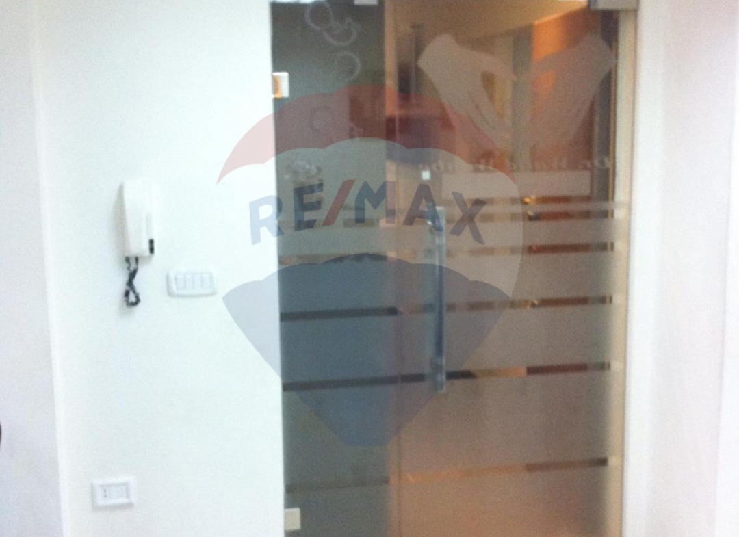 R9-1115 Office Space For Rent in Boulevard - Tripoli — Photo 5 of 5