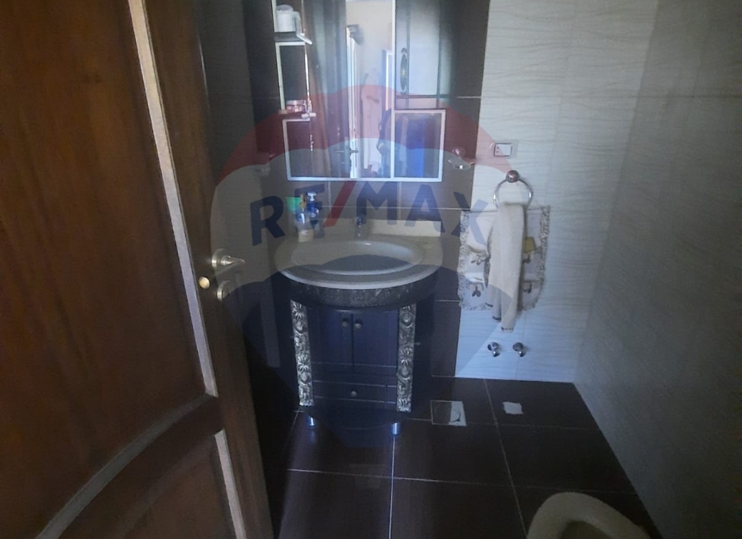 R9-1122 Apartment For Sale in Btouratij - Koura — الصورة 2 من 9