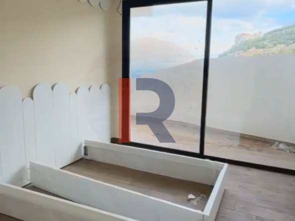 R9-1134 Apartment For Sale in Balamand - Koura — الصورة 2 من 6