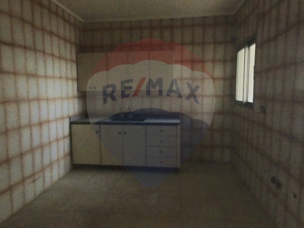 R9-1118 Apartment For Sale in Abou Samra - Tripoli — Photo 3 of 9