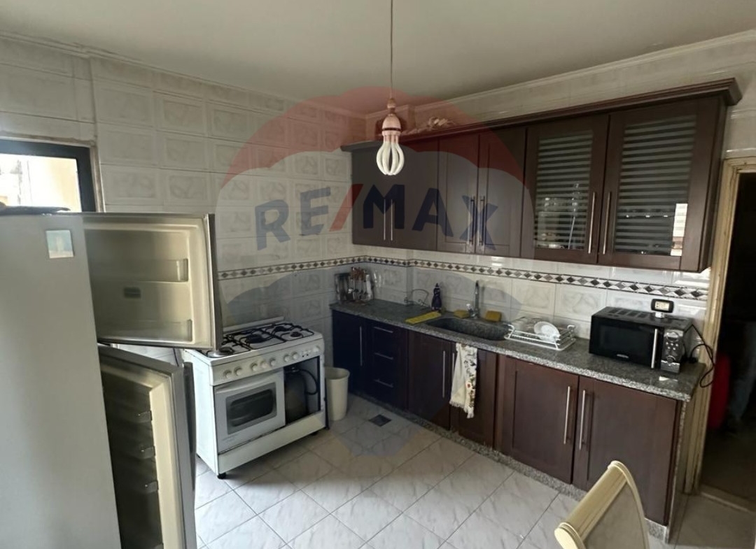R9-1136 Apartment For Sale in Dam &amp; Farez - Tripoli — Photo 2 of 6