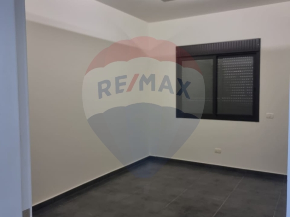 R9-1147 Apartment For Sale in Nakhle - Koura — Photo 3 of 13