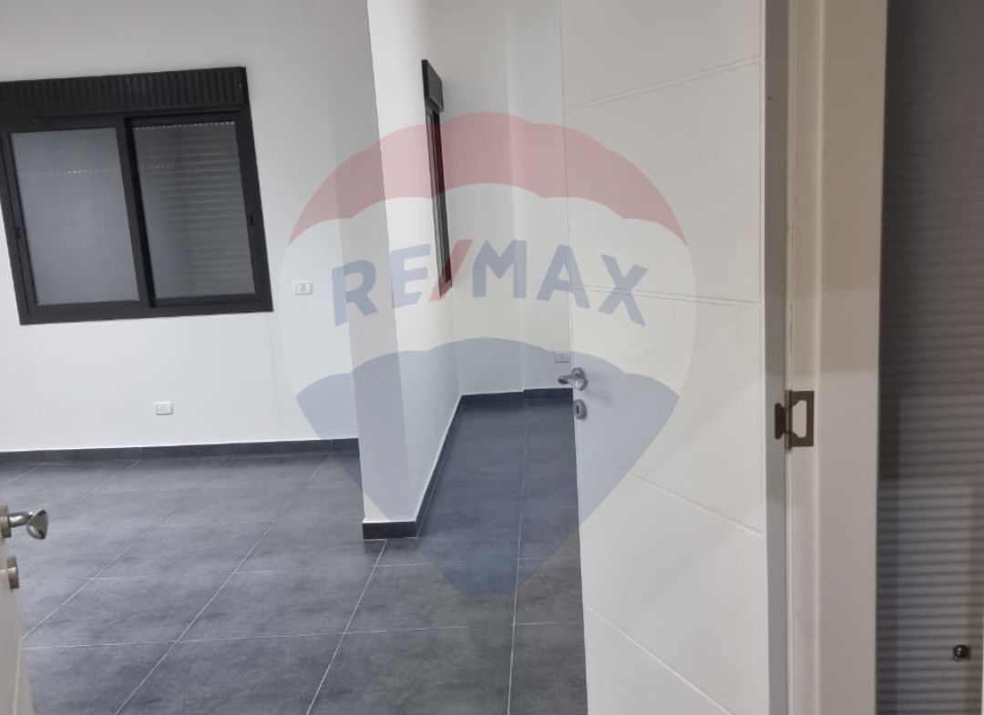 R9-1147 Apartment For Sale in Nakhle - Koura — Photo 13 of 13