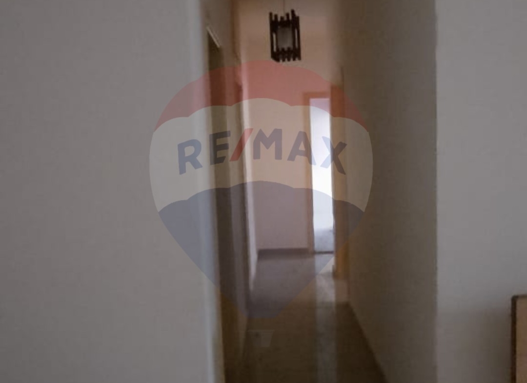 R9-1150 Apartment For Sale in Ayrounieh — Photo 2 of 6