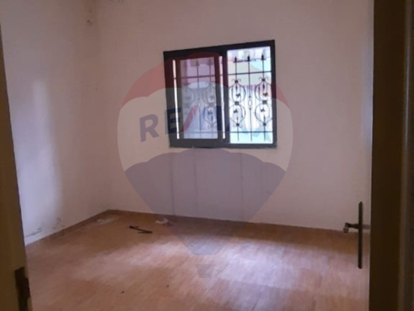R9-1150 Apartment For Sale in Ayrounieh — Photo 4 of 6
