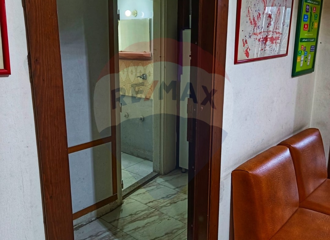 R9-1152 Clinic For Rent in Miten St. - Tripoli — Photo 2 of 4