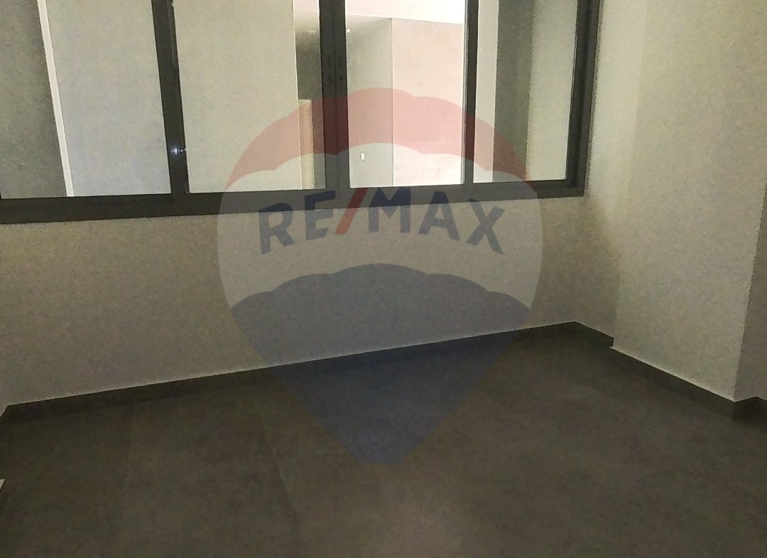 R9-1158 Apartment For Sale in Abou Samra - Tripoli — الصورة 7 من 9