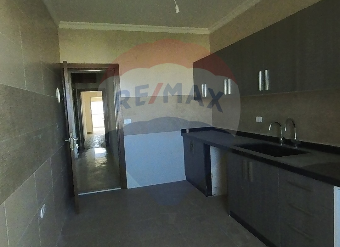 R9-1161 Apartment For Sale in Dam &amp; Farez - Tripoli — الصورة 3 من 11