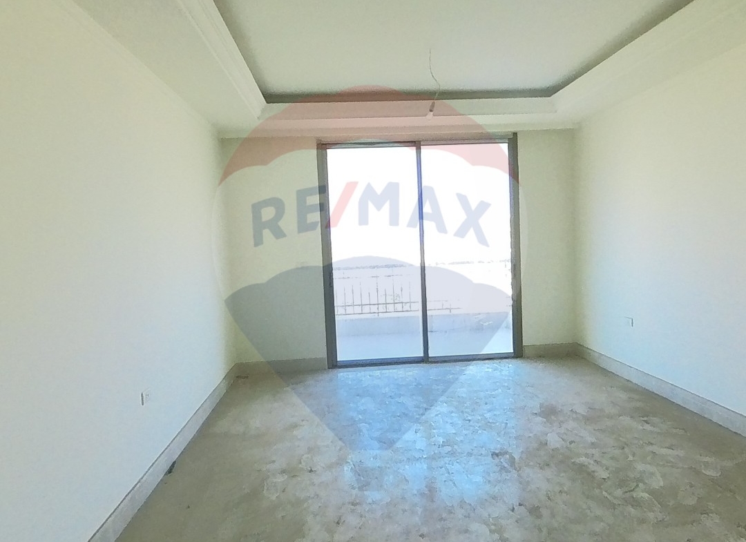 R9-1161 Apartment For Sale in Dam &amp; Farez - Tripoli — الصورة 4 من 11
