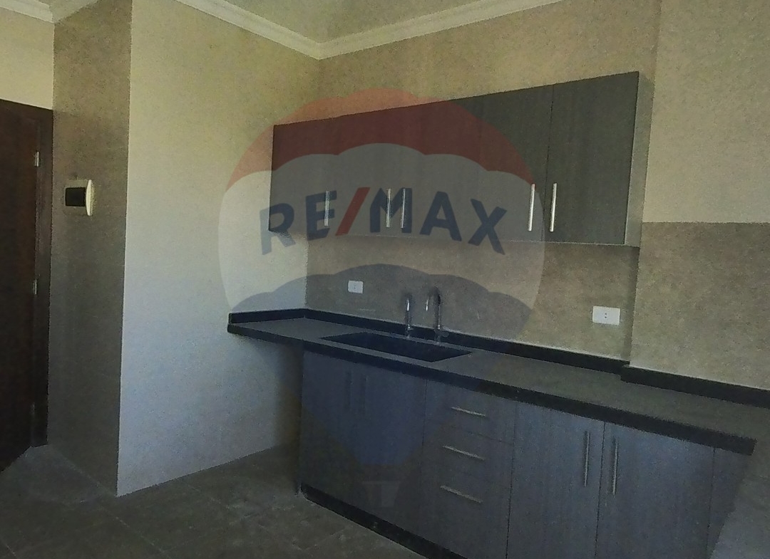 R9-1162 Apartment For Sale in Dam &amp; Farez - Tripoli — الصورة 3 من 8