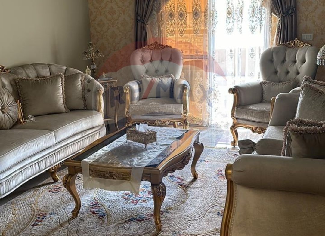 R9-1164 Apartment For Sale in Mouharram - Tripoli — Photo 2 of 5