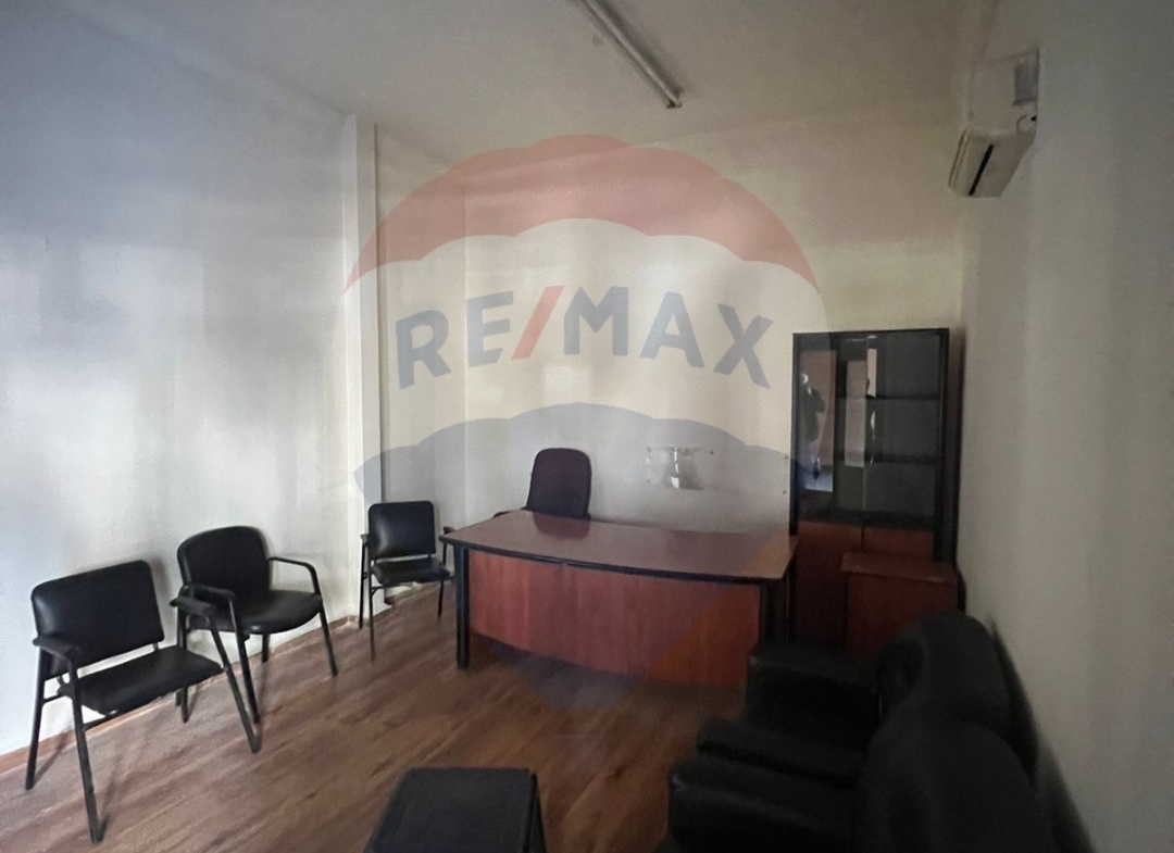 R9-1171 Shop For Sale in Tal - Tripoli — Photo 3 of 7