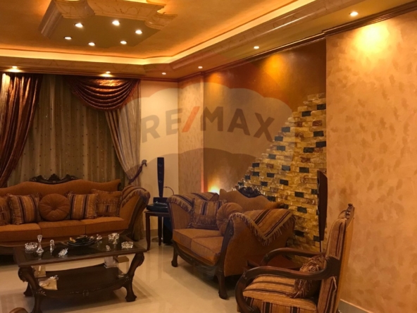R9-1178 Apartment For Sale in Mina - Tripoli — Photo 3 of 11