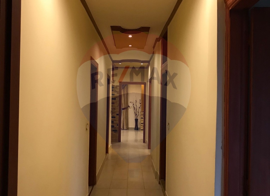R9-1178 Apartment For Sale in Mina - Tripoli — Photo 7 of 11