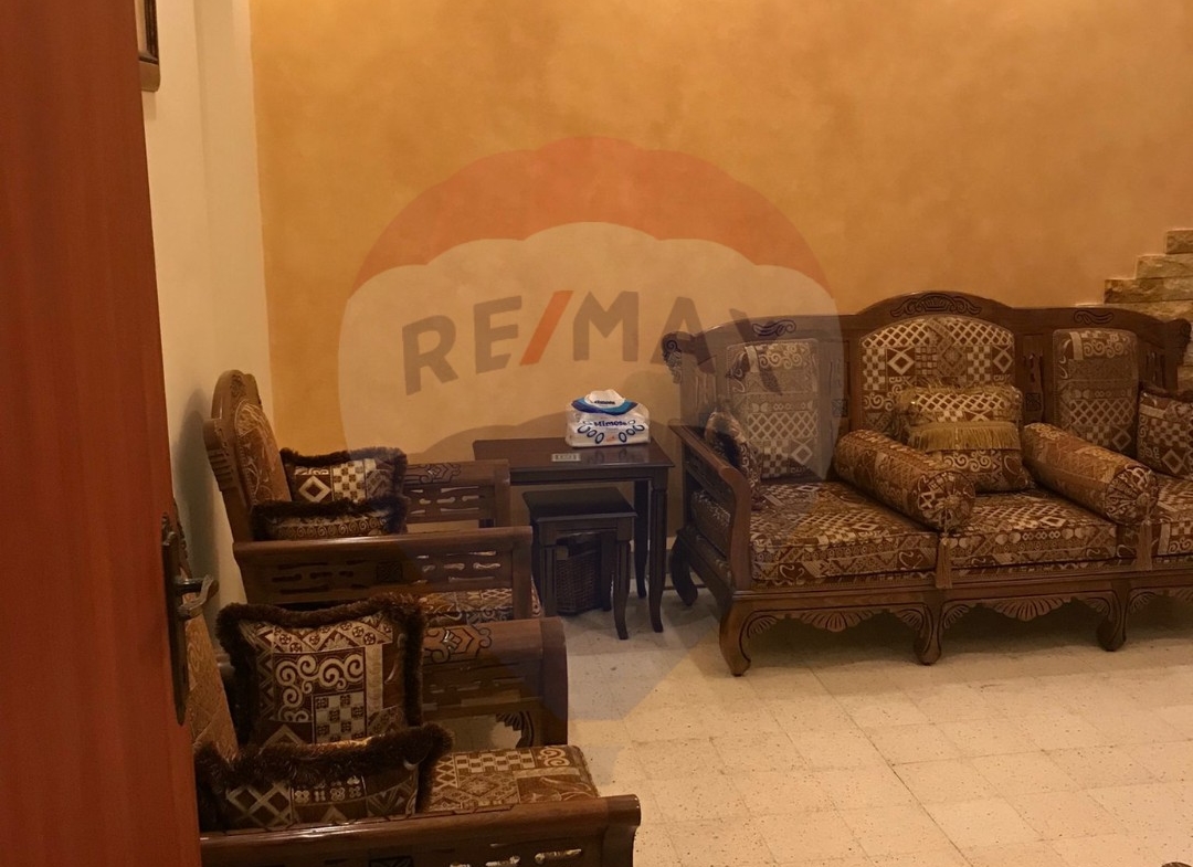 R9-1178 Apartment For Sale in Mina - Tripoli — Photo 10 of 11