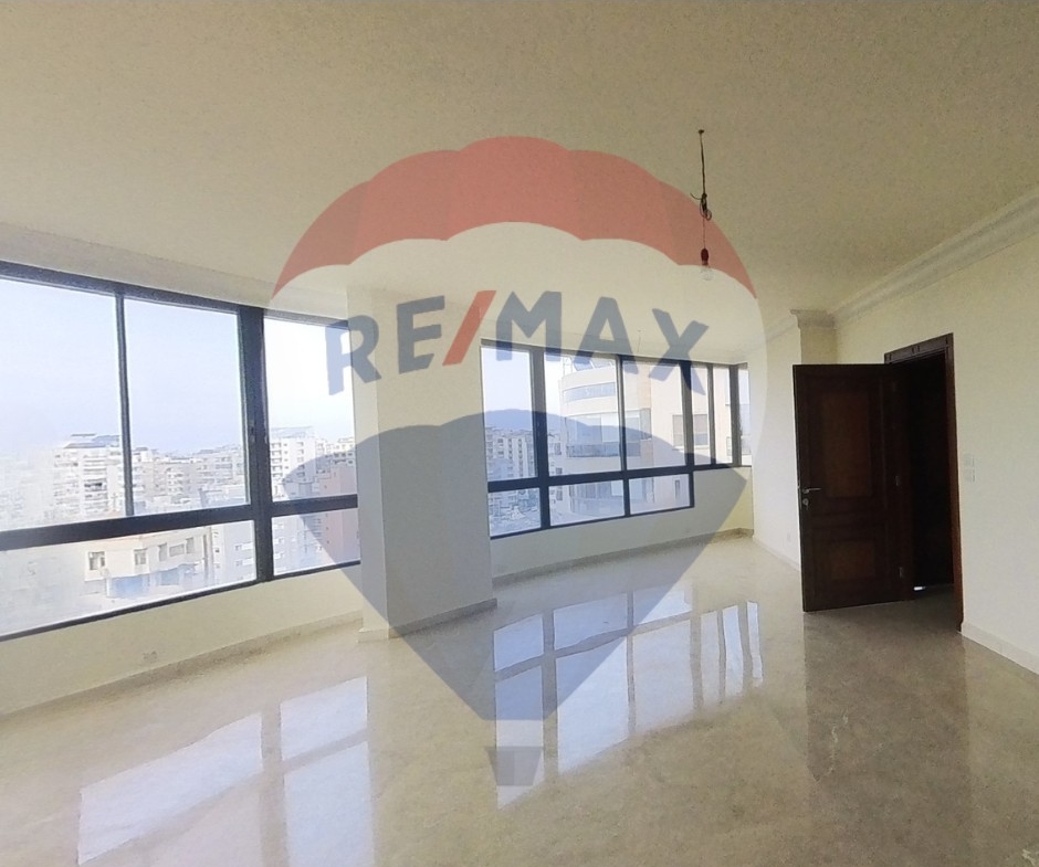 R9-1173 Apartment 300m for sale in Dam w Farez – Tripoli — الصورة 8 من 23