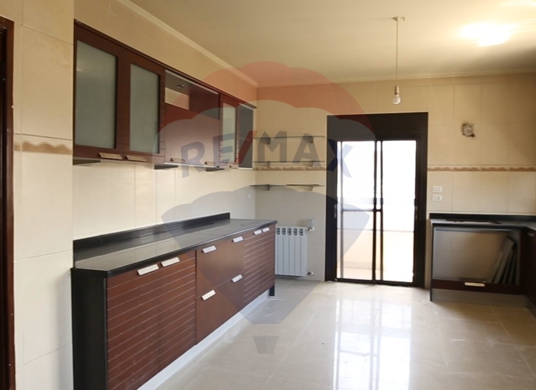 R9-1173 Apartment 300m for sale in Dam w Farez – Tripoli — الصورة 5 من 23