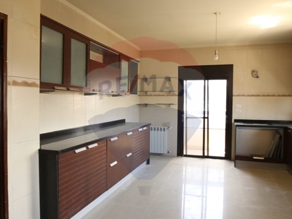 R9-1173 Apartment 300m for sale in Dam w Farez – Tripoli — الصورة 5 من 23