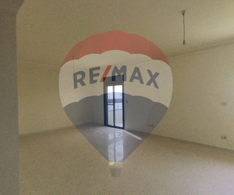 R9-1173 Apartment 300m for sale in Dam w Farez – Tripoli — الصورة 12 من 23
