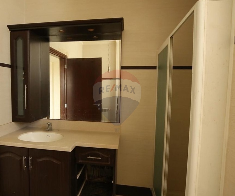 R9-1173 Apartment 300m for sale in Dam w Farez – Tripoli — الصورة 21 من 23