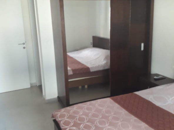 R9-168 Furnished cozy apartment for sale in Achrafieh, Beirut — الصورة 2 من 5