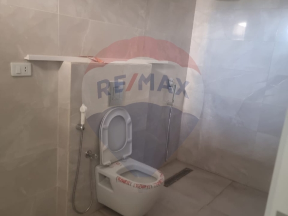 R9-1220 Duplex For Sale in Deddeh - Koura — الصورة 2 من 8