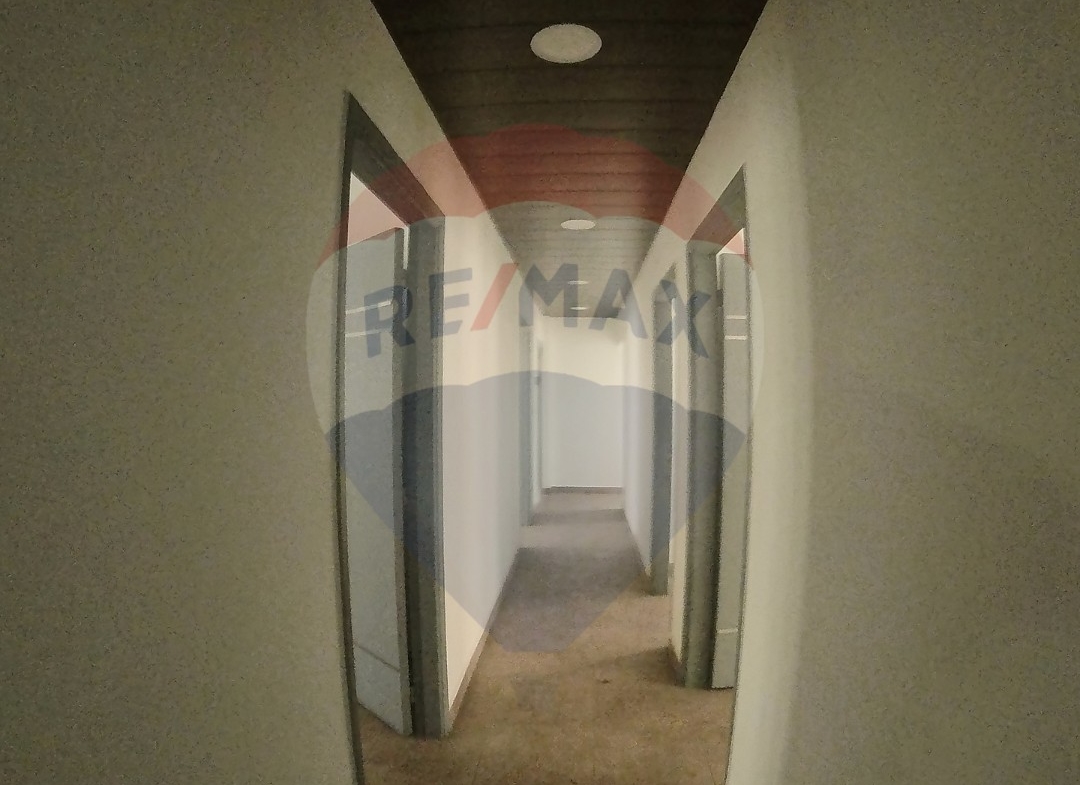 R9-1235 Apartment For Sale in Mina Street - Tripoli — الصورة 7 من 11