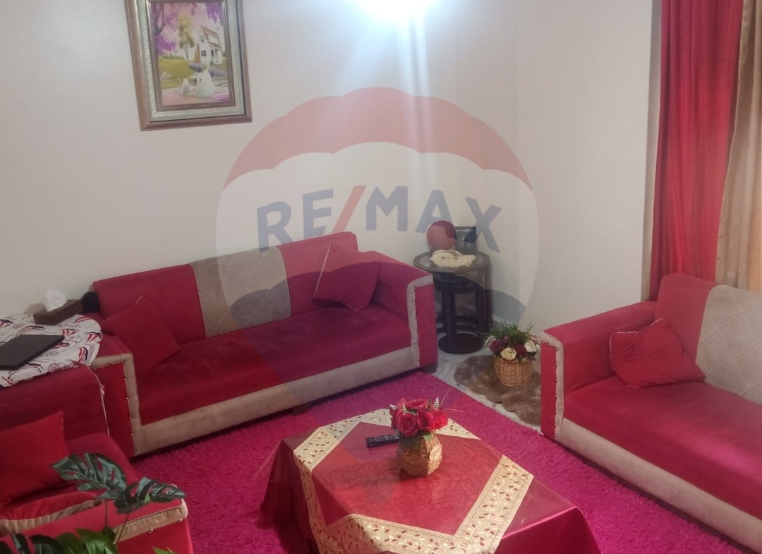 R9-1246 Apartment For Sale in Abou Samra — Photo 3 of 7