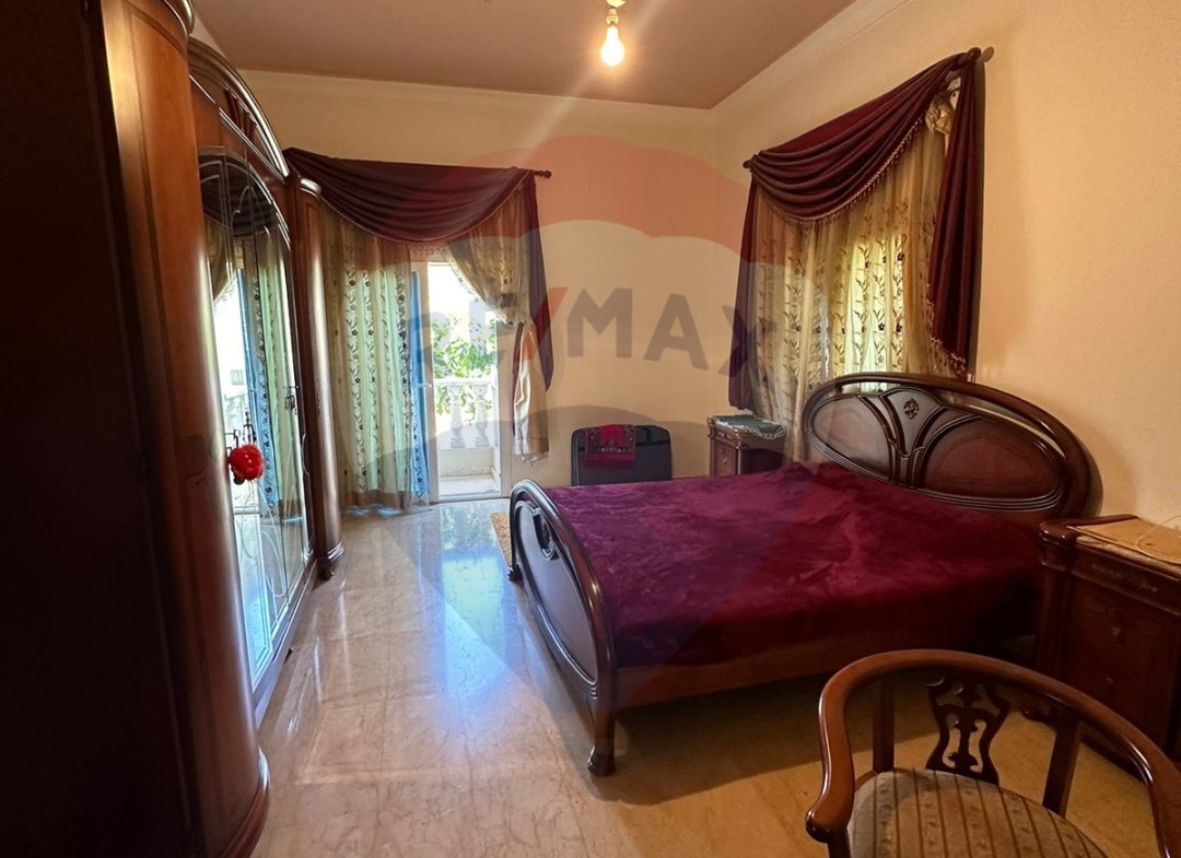 R9-1249 Villa For Sale in Batroumin - Koura — Photo 3 of 9