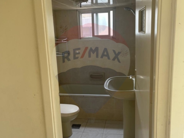 R9-1265 Apartment For Sale In Mina Road — Photo 2 of 6