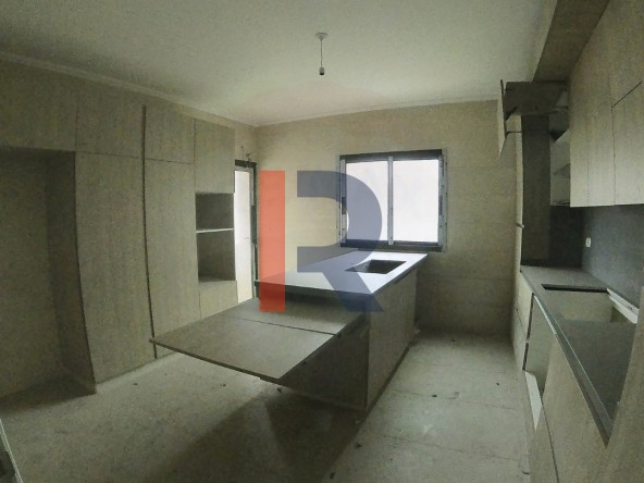 R9-1281 Apartment 200m for sale in Dam w Farez – Tripoli — Photo 3 of 14