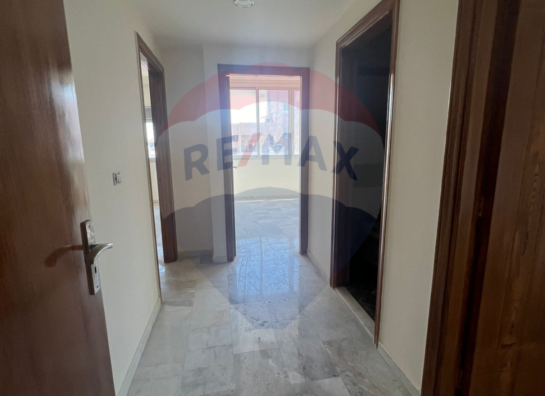 R9-1332 Sea view 205m Apartment for sale in Mina street - Tripoli! — Photo 12 of 12