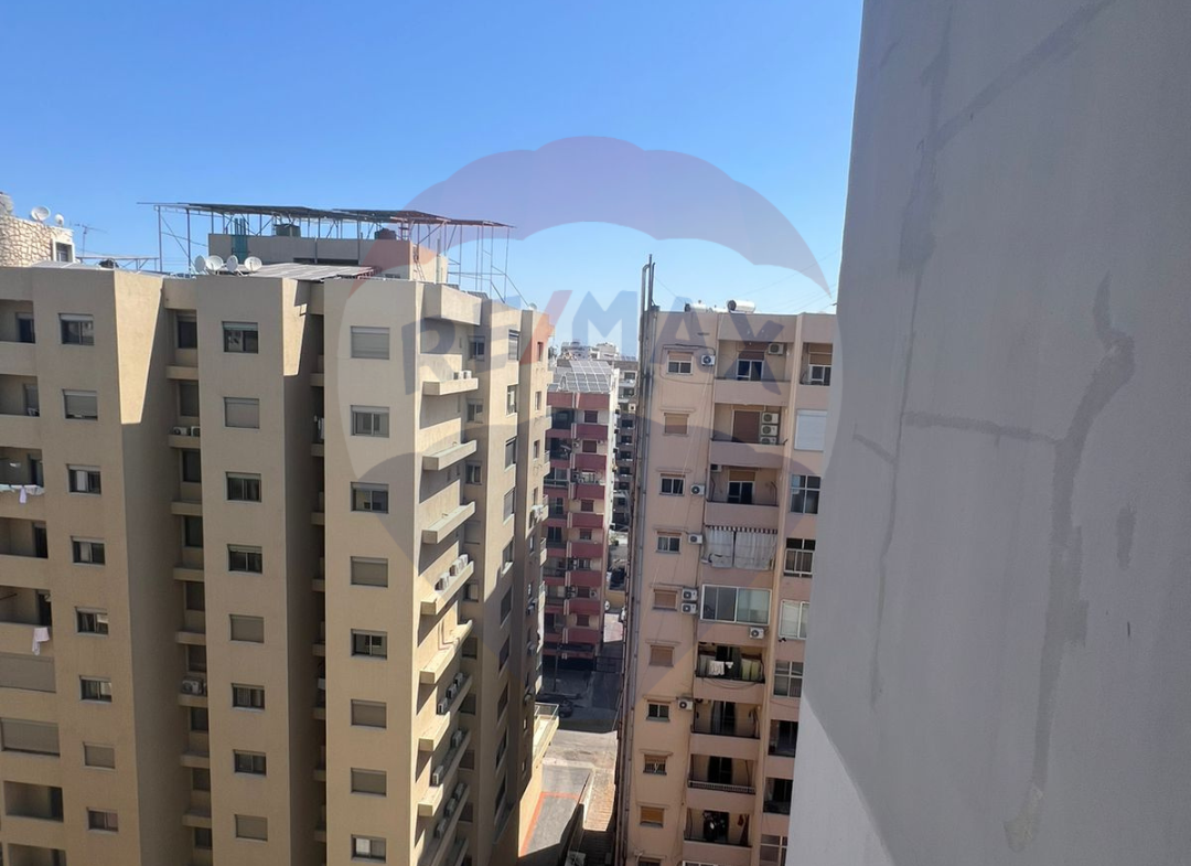 R9-1332 Sea view 205m Apartment for sale in Mina street - Tripoli! — Photo 3 of 12