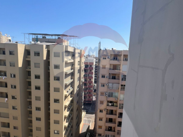 R9-1332 Sea view 205m Apartment for sale in Mina street - Tripoli! — Photo 3 of 12