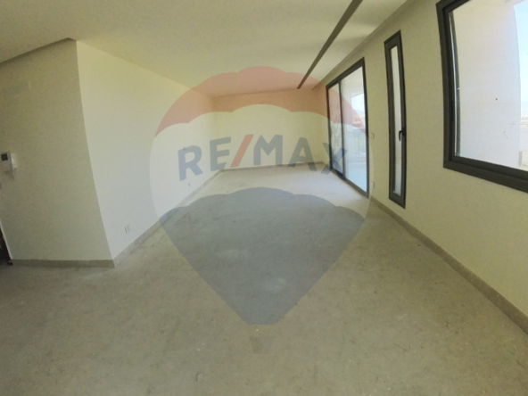 R9-1402   Luxurious 220m² Apartment for Sale in Dam w Farez! — Photo 4 of 9