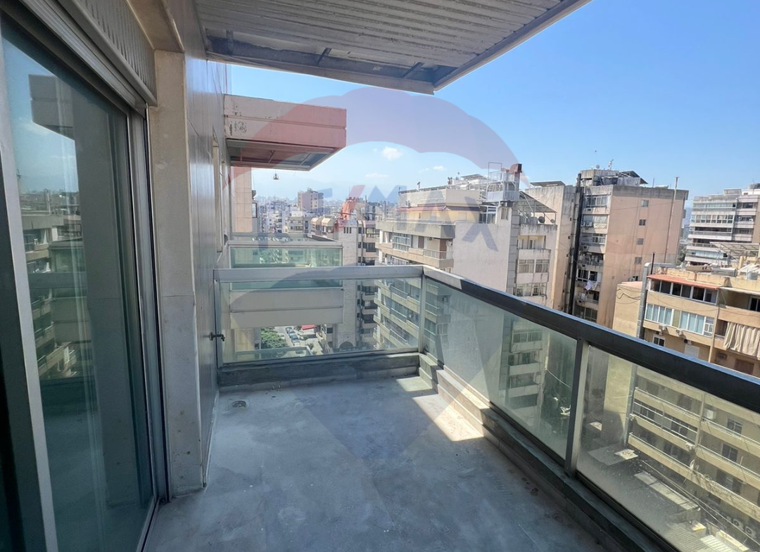 R9-1332 Sea view 205m Apartment for sale in Mina street - Tripoli! — Photo 4 of 12