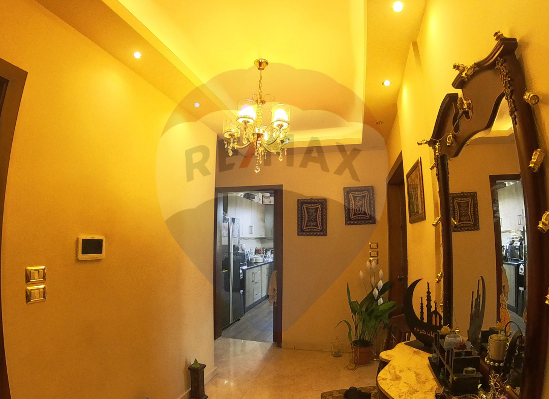 R9-1315  Apartment 180m² for Sale in Boulevard - Tripoli! — Photo 2 of 6